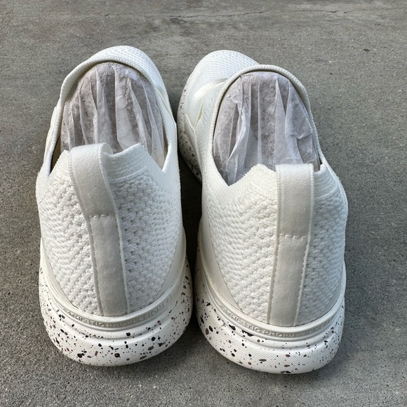 APL Women’s Techloom Sneakers - Picture 3 of 6